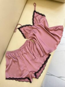 đồ ngủ lụa satin