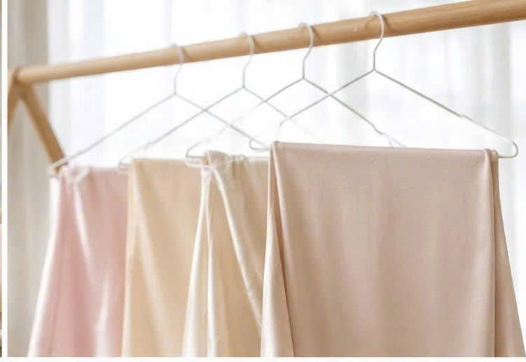 Cách phơi đồ đúng nhất cho đồ ngủ nữ dài